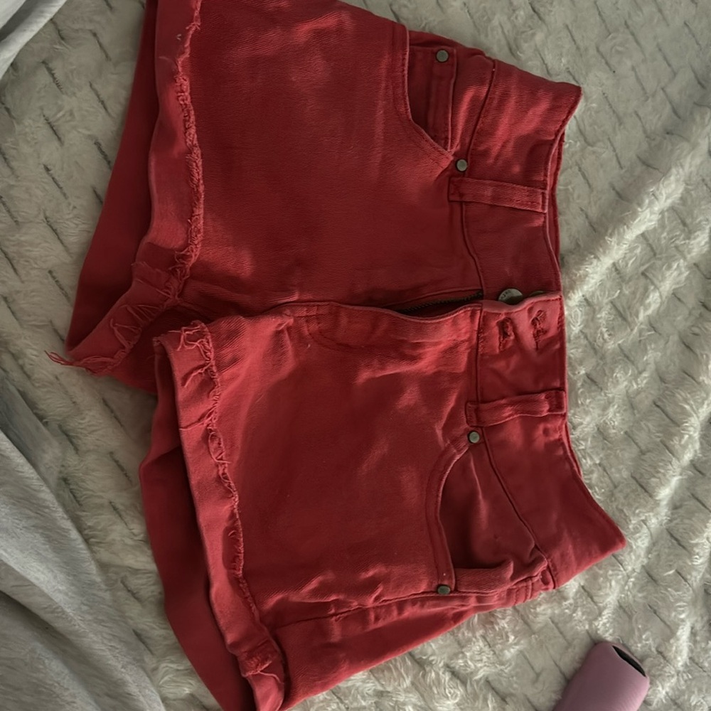 Red Refuge shorts,high rise never worn